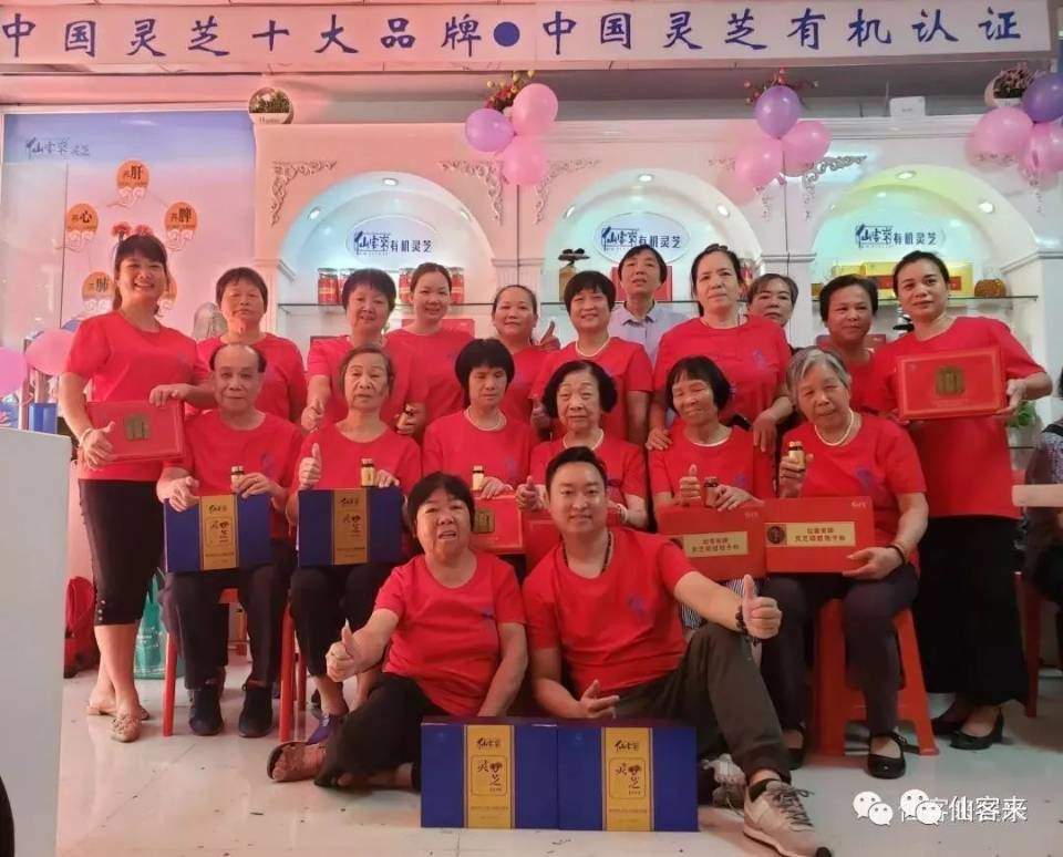 1577968364857477.jpg AE300189B75ACD8445D9AAEB3ED888DD.jpg