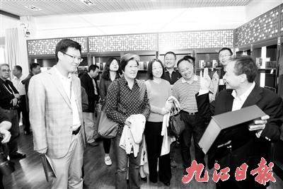 杭州亞運會官方靈芝產(chǎn)品供應(yīng)商|杭州亞運會官方供應(yīng)商|中國靈芝十大品牌|仙客來靈芝|仙客來靈芝破壁孢子粉|仙客來孢子油|仙客來靈芝飲片|仙客來破壁孢子粉|靈芝孢子油|孢子粉|靈芝破壁孢子粉|靈芝|中華老字號