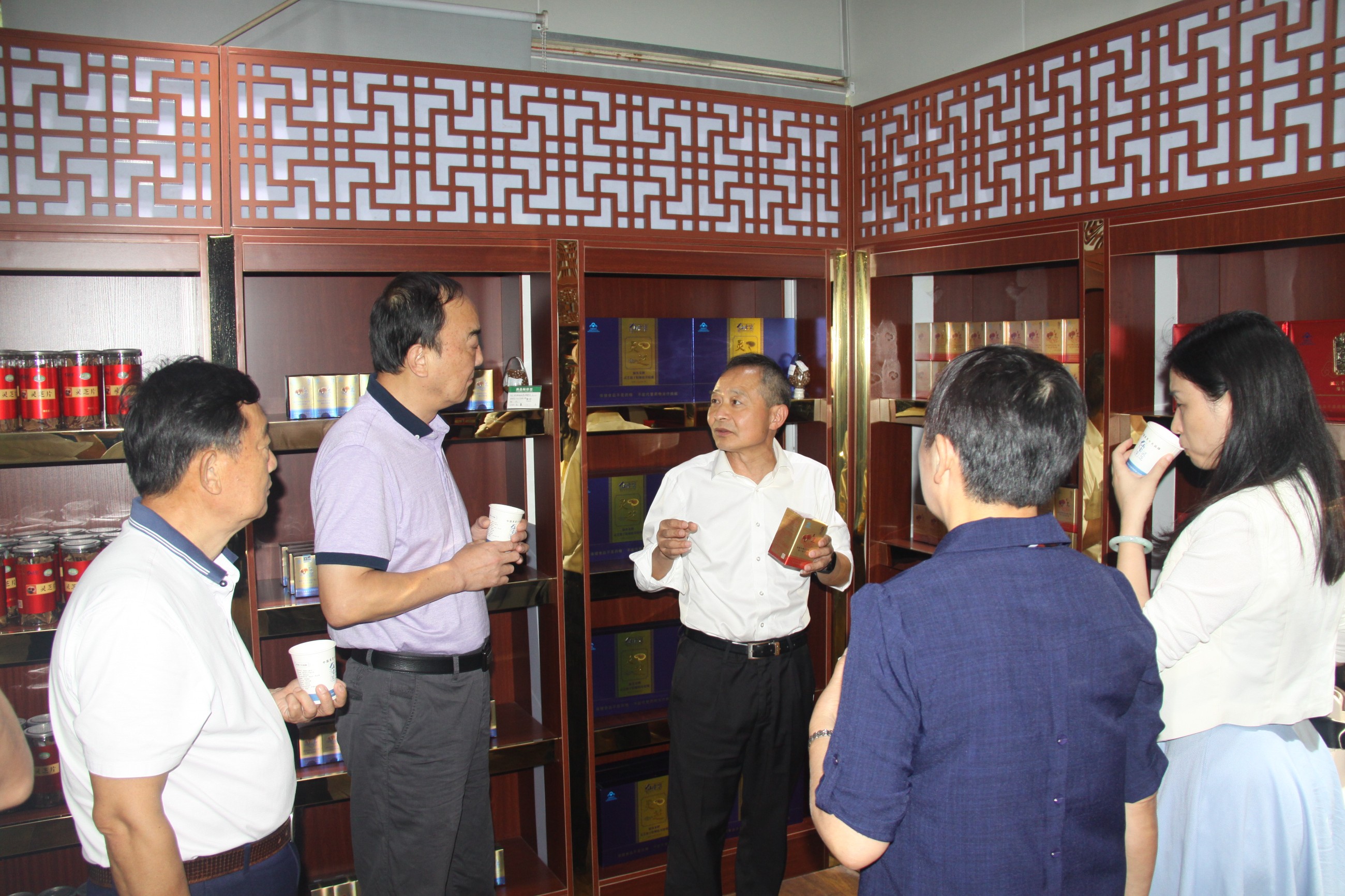 杭州亞運(yùn)會(huì)官方靈芝產(chǎn)品供應(yīng)商|杭州亞運(yùn)會(huì)官方供應(yīng)商|中國靈芝十大品牌|仙客來靈芝|仙客來靈芝破壁孢子粉|仙客來孢子油|仙客來靈芝飲片|仙客來破壁孢子粉|靈芝孢子油|孢子粉|靈芝破壁孢子粉|靈芝|中華老字號(hào)