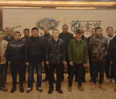 質(zhì)量在手中  安全在心中|新年伊始  享受國務院特殊津貼專家、潘新華董事長情暖工地建設(shè)者