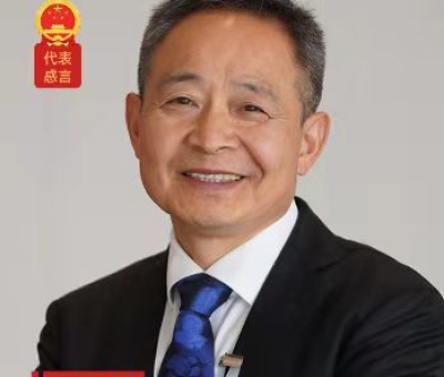 兩會(huì)花絮：省長(zhǎng)兩次夸贊“仙風(fēng)道骨”的民營企業(yè)家人大代表