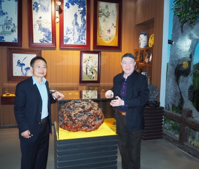 中國人民解放軍海軍原副參謀長段昭顯將軍一行蒞臨仙客來公司參觀指導(dǎo)